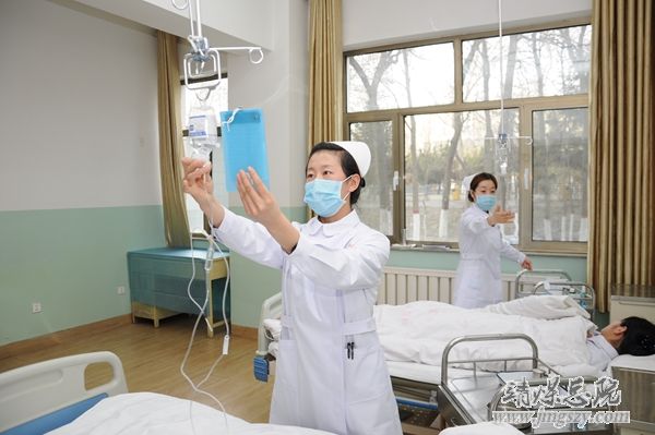 護理部舉辦新護士技能操作比賽