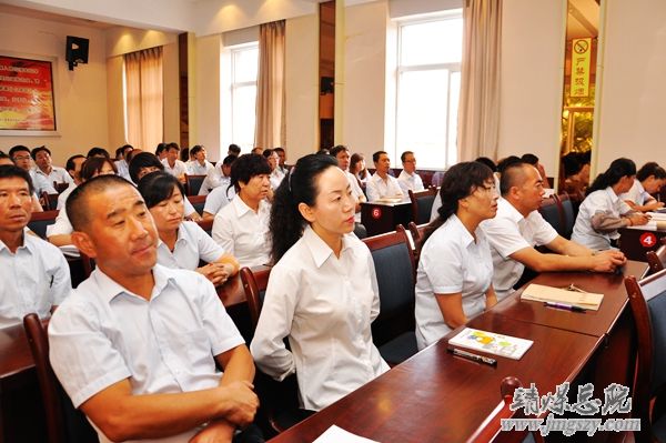 心連心情系職工健康體檢總醫(yī)院黨支部在行動(dòng)------總醫(yī)院內(nèi)科黨支部、紅會(huì)一礦醫(yī)院黨支部在開展職工健康體檢活動(dòng)