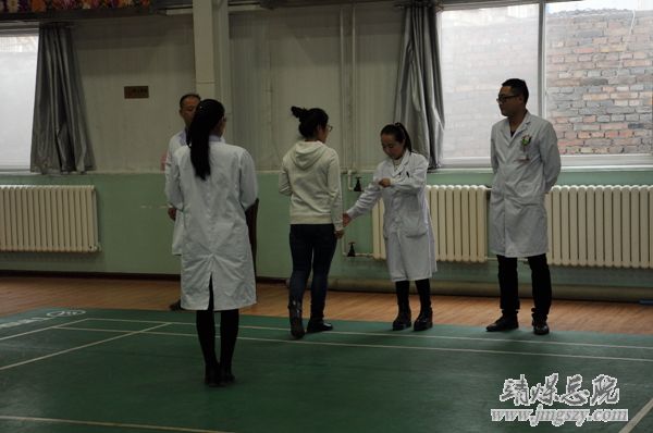 總醫院舉辦窗口禮儀考試
